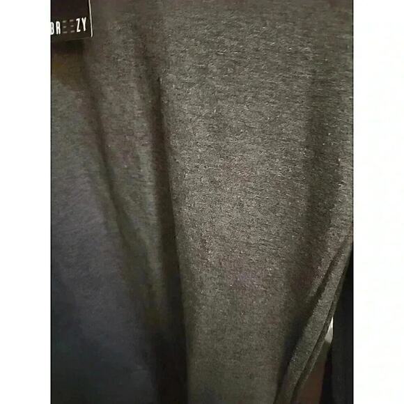 Breezy Crewneck Pullover Darkest Gray Sz M New NWT CR2 Excellent - Picture 3 of 5